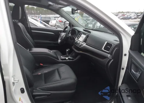 2016 Toyota Highlander Xle V6 из США, поврежденный, VIN 5TDKKRFH3GS179713